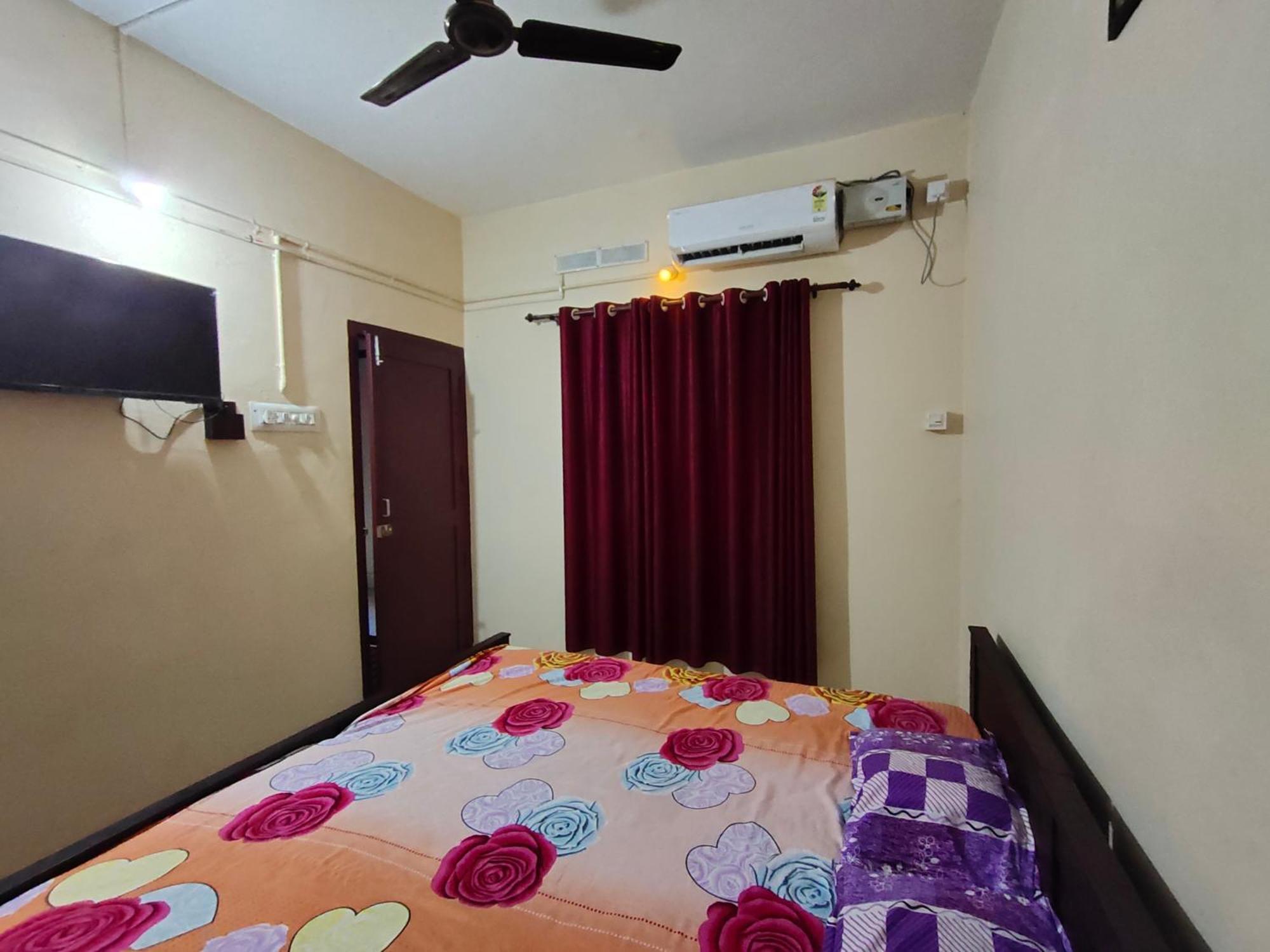Отель Malabar Residency Perintalmanna Номер фото